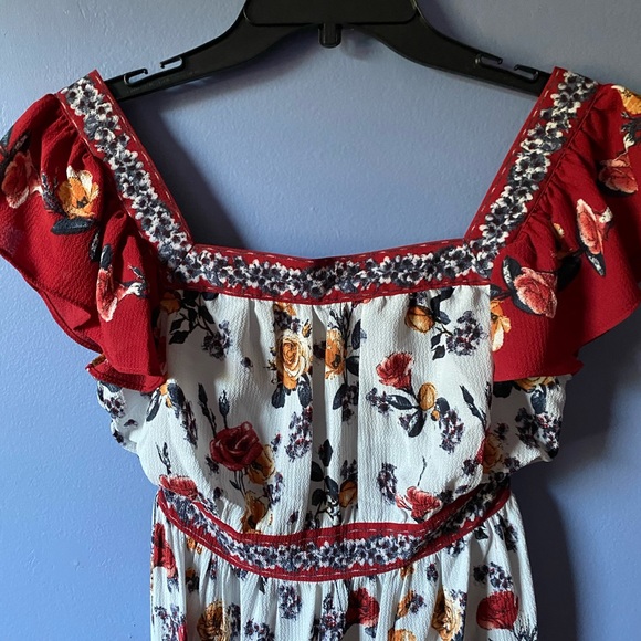 Max Studio Floral Flutter-Sleeve Georgette Dress - Picture 4 of 7